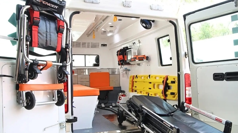 झारखंड में 30 नई ALS एम्बुलेंस की मंजूरीडायल-108 सेवा को मजबूत करने के लिए राज्य सरकार का फैसला