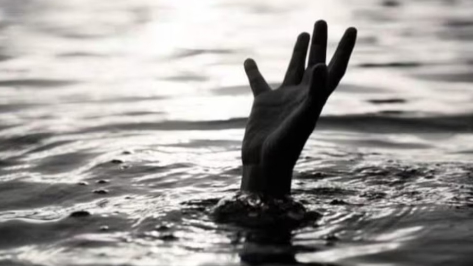 झारखंड के दुमका से बड़ी खबर: मयूराक्षी नदी में डूबने से चार छात्रों की दर्दनाक मौत